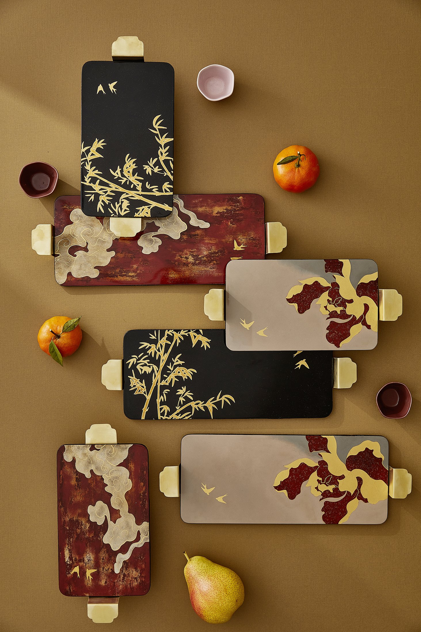 Lacquer trays flat lay